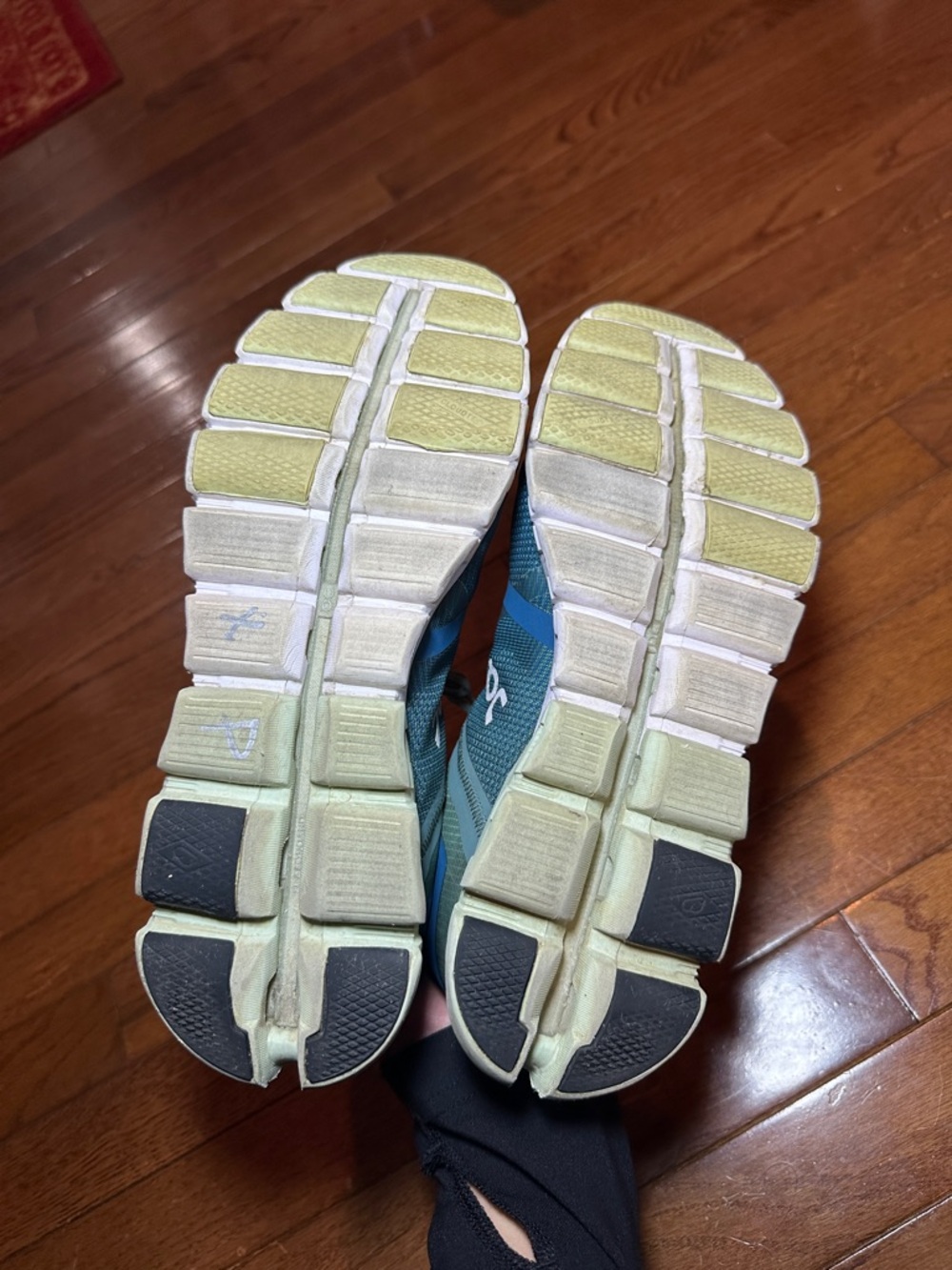 On Cloud CloudFlow Running shoes in Sea Petrol - M 9.5 - Picture 7 of 7